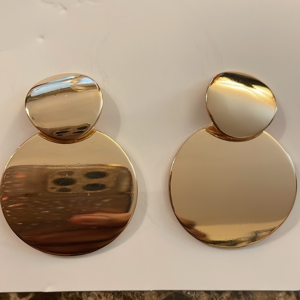 Double Circle Geo Gold Earrings - Picture 3 of 8